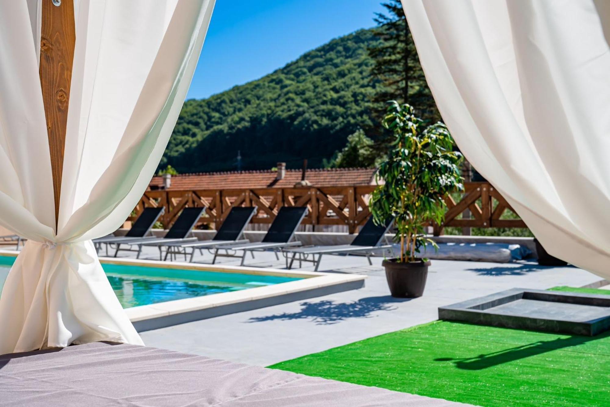 Casa Clim Hotel Anina Bagian luar foto