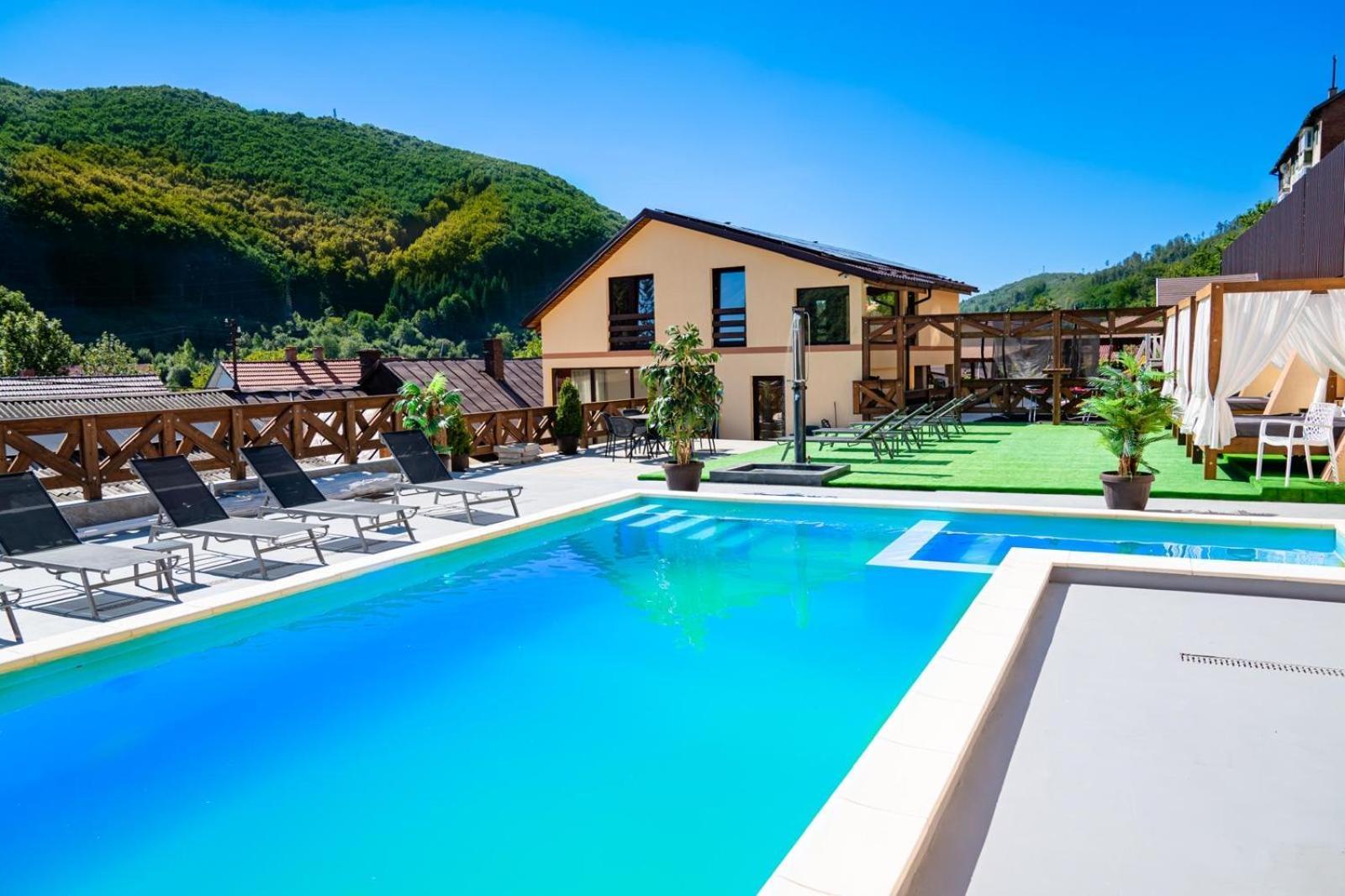 Casa Clim Hotel Anina Bagian luar foto